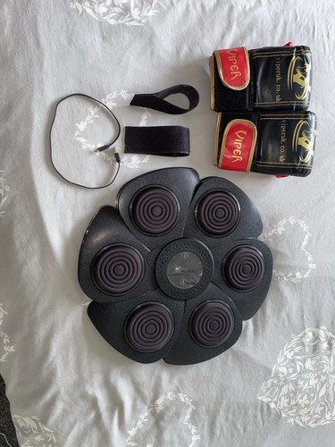 Music boxing machine wall - boxing,